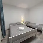 בית נופש Casa Capra Neagra *