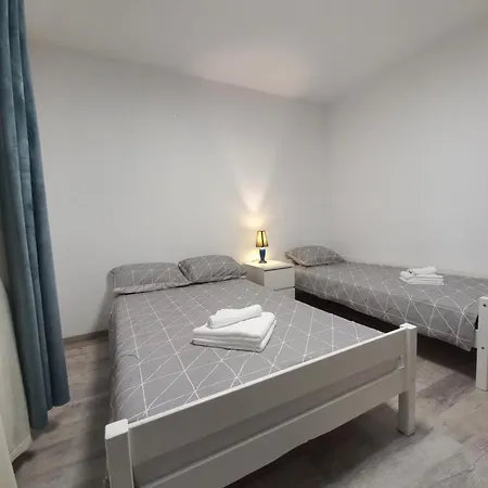 בית נופש Casa Capra Neagra *