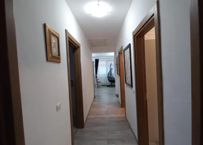 別荘 Casa Capra Neagra *